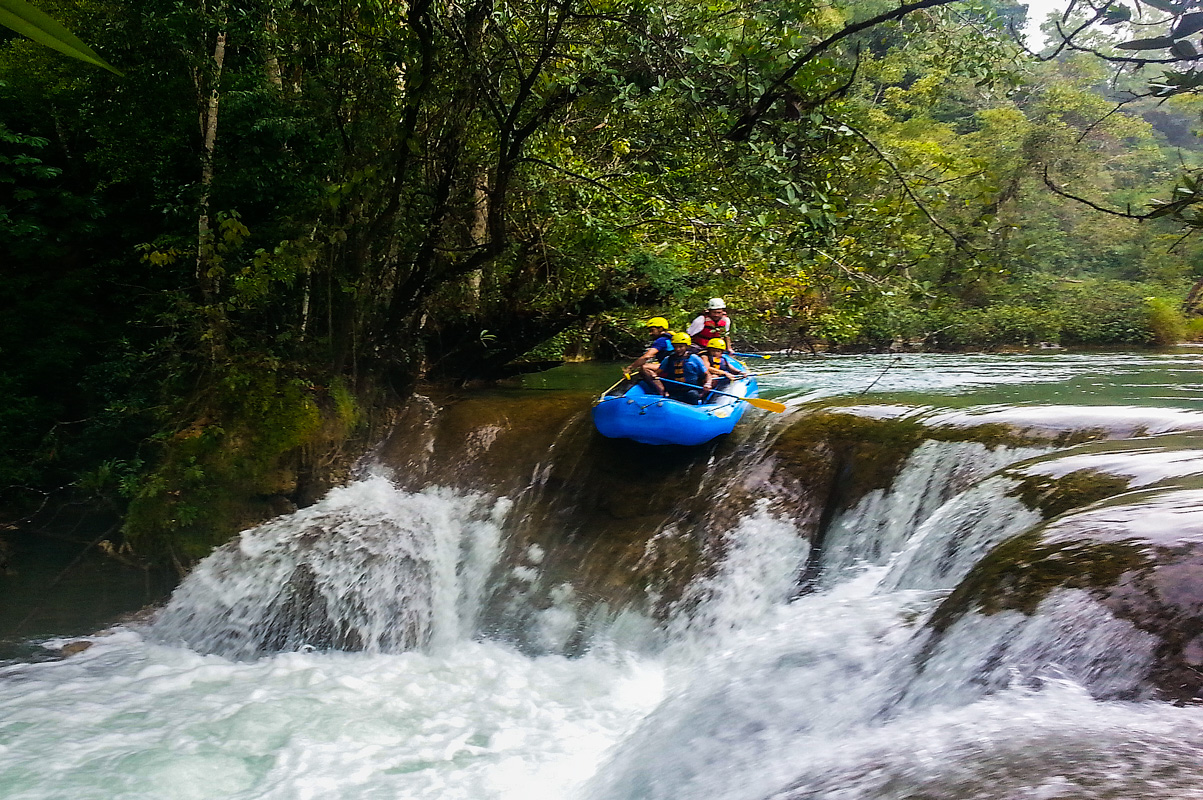 tours_en_chiapas_bonampak_yaxchilan_palenque_guias_en_chiapas_selva_lacandona_mayas_lacandones_aventura_rafting