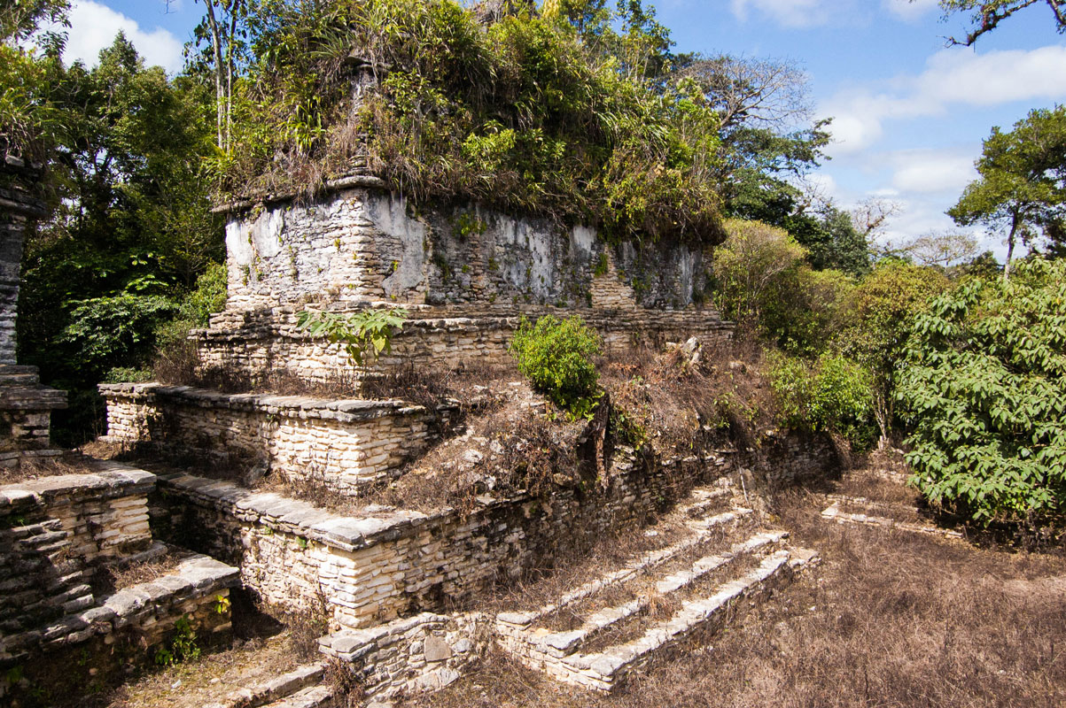 tours_en_chiapas_bonampak_yaxchilan_palenque_guias_en_chiapas_selva_lacandona_mayas_lacandones_zonas_arqueologicas_sak_tsi_03
